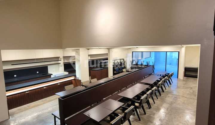 For Rent Brand New House Muara Karang Block 6 Boulevard. Ready to Use for Cafe / Restaurant. Strategic Location.