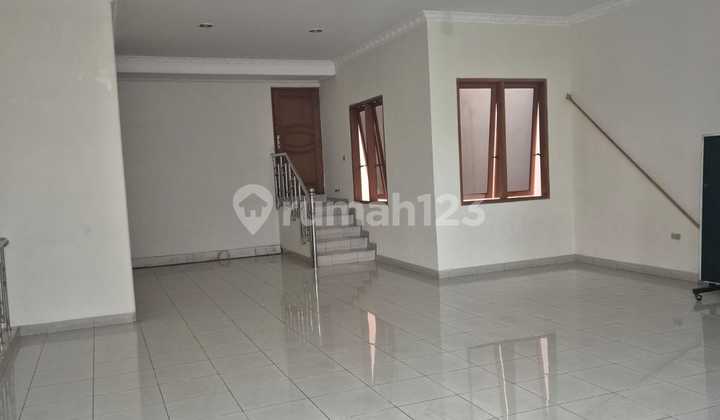 Ruko Gandeng di Jamblang Raya Jembatan Lima SHM Luas 8x24 Ruko Gandeng di Jamblang Raya Jembatan Lima SHM Luas 8x24