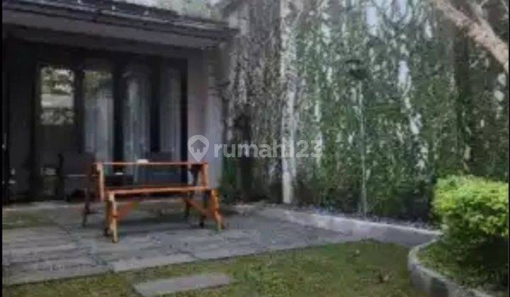 Rumah Cantik Berkolam Renang Di Golf Arcamanik Endah Antapani Bandung Kota 1