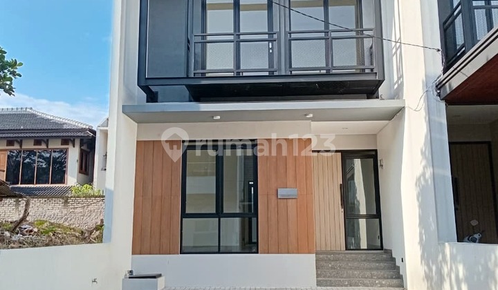 Recommended!! Rumah Cantik Dlm Cluster Dekat ke Sport Jabar Arcamanik