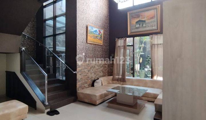 Rumah Bagus Semi Fur Semi Furnished Cluster Batununggal Kota Bandung 1