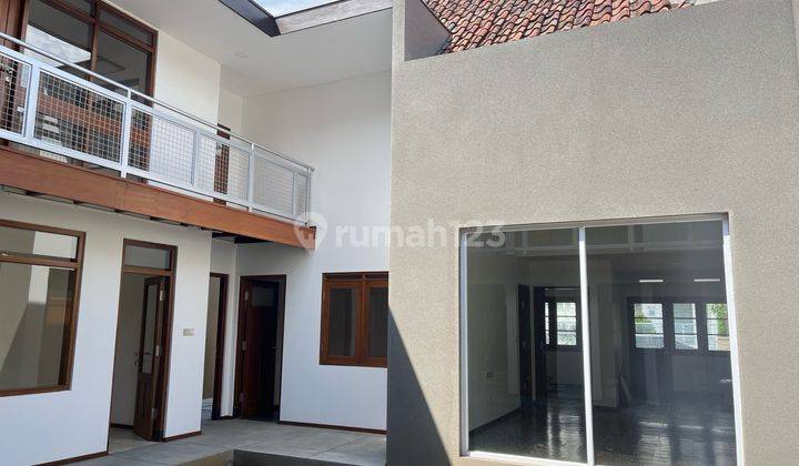 Rumah Cantik Di Sayap Riau Cocok Untuk Kantor/tempat Tinggal 1