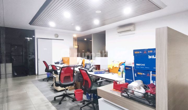 3-Storey Building Land Area 1,709m² In Alam Sutera CBD - Open Layout - Suitable For Showroom, Office, Gym, Restaurant, And Others