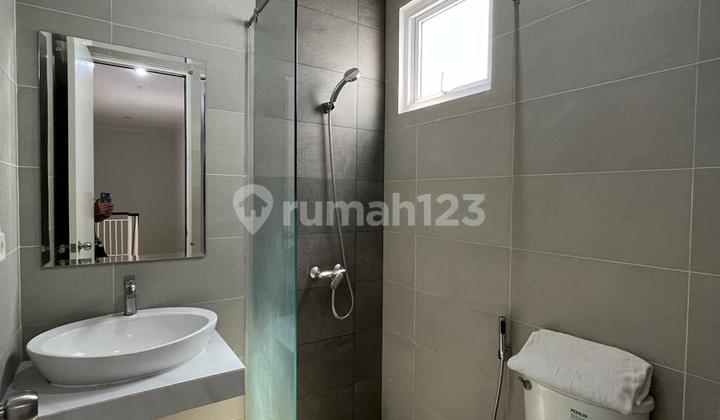 Termurah! Ready - Luas Tanah 180M², Semi Furnished Cakep - di Pasadena Grand Residences , Dekat Matera, Mozart Symphonia , Greenwich Caelus , Pondok Hijau Golf Scientia Aristoteles, Menaggio, Menteng Village (Mf) 2