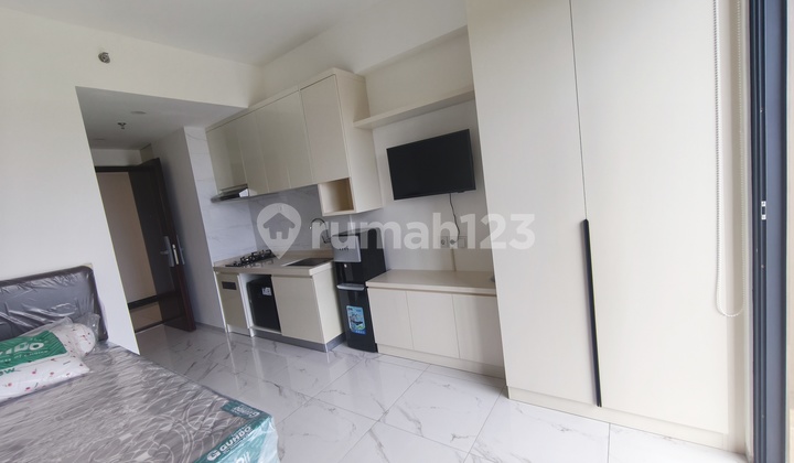 Brand New Interior Minimalis Cakep - Studio Lantai Rendah Sky House Skyhouse Bsd - Dekat Casa De Parco, Brandz , B Residence - Prasetya Mulya, Green Office Park , Gop