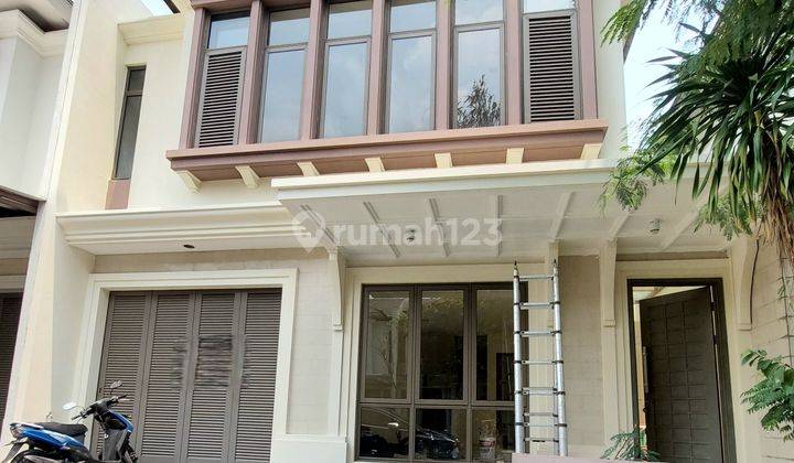 Rumah 2 Lantai Shm Bagus Greenwich Bsd City Rapi Siap Huni 1