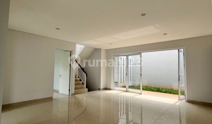 Brand New Menaggio Il Lago Granada Type Latest Home - Open Layout - Serene and Comfortable Cluster - Close to Gading Serpong Boulevard, St John, San Lorenzo, Amalfi, Matera, Phg, St John School (65) 2