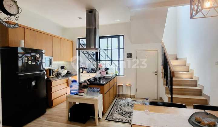 Rumah Bagus Shm Di Gading Serpong Sudah Renov Rapi Siap Huni American Style - Dekat Pusat Kuliner Anniva, Greenwich, Phg , Symphonia , Leonora, Carson , Scientia, The Springs Canary Flamingo (286)