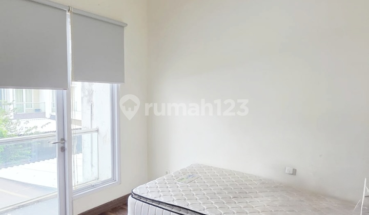 Cheap!! Nice House with SHM in Gading Serpong Il Lago Hada Utara - Near Menaggio San Lorenzo Phg Symphonia Scientia Nara Maxwell Pascal Newton Chalcedony Garnet Topaz Crystal Beryl 2