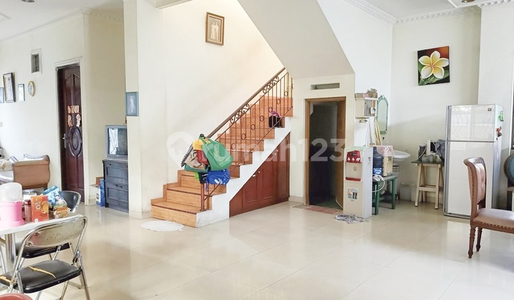 Murah! Layout Plong Jelambar Jaya - Siap untuk Hunian, Usaha , Kos - Parkir 6 Mobil dan Truk - Lokasi Prime Grogol Jakarta Barat - 15 Menit Dari Mall Taman Anggrek, Universitas, Rumah Sakit , Pintu Tol Murah! Layout Plong Jelambar Jaya - Siap untuk Hunian, Usaha , Kos - Parkir 6 Mobil dan Truk - Lokasi Prime Grogol Jakarta Barat - 15 Menit Dari Mall Taman Anggrek, Universitas, Rumah Sakit , Pintu Tol