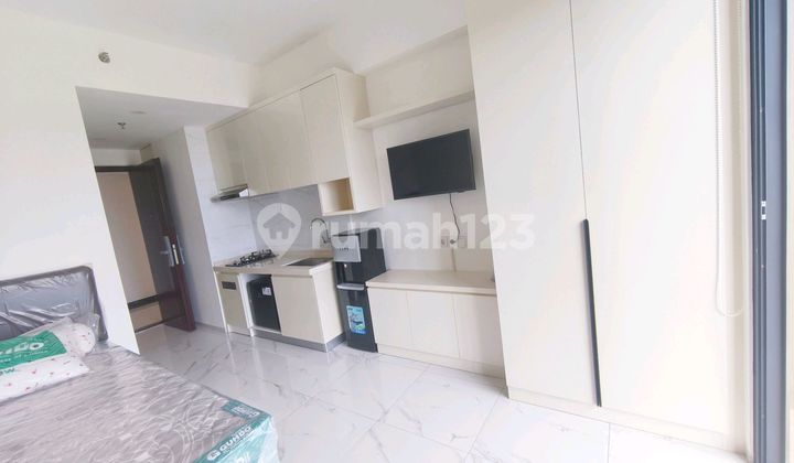 Brand New Minimalist Interior Stunning - Studio Skyhouse Sky House BSD City - Near Brandz Casa Parco B Residence Green Office Park, GOP, The Breeze