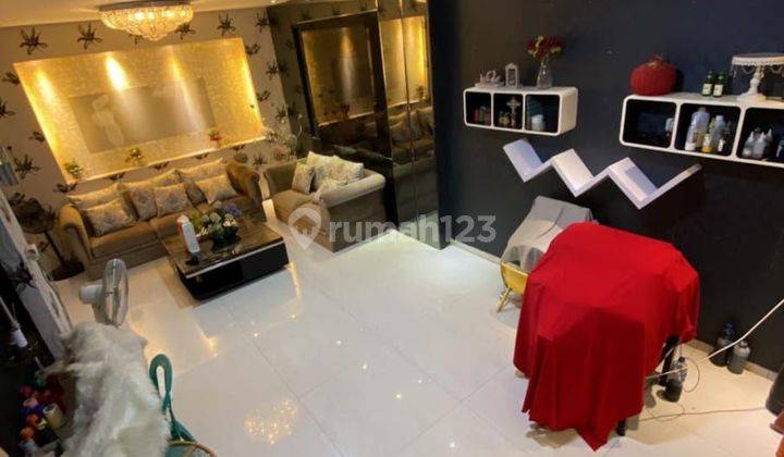 Rumah Furnish Rapih dan Siap Huni di Jelambar 2