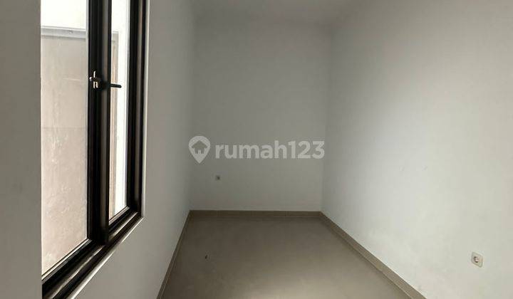 Rumah Baru Siap Huni di Taman Ratu Jakarta Barat 2