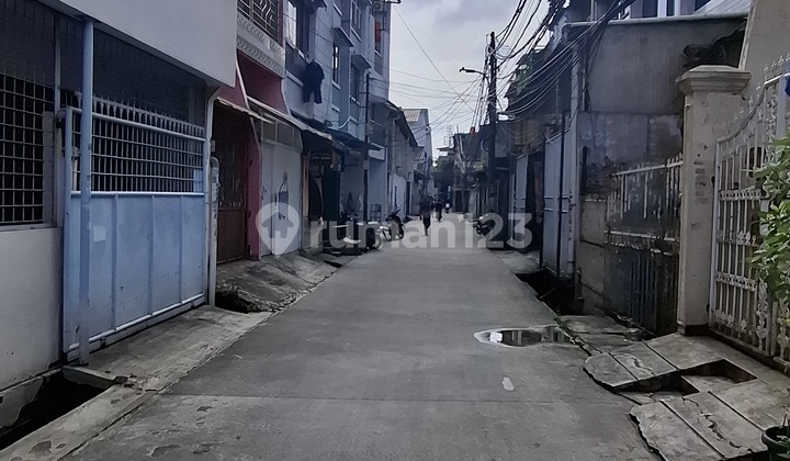 Rumah Siap Huni di Jelambar Jakarta Barat 2