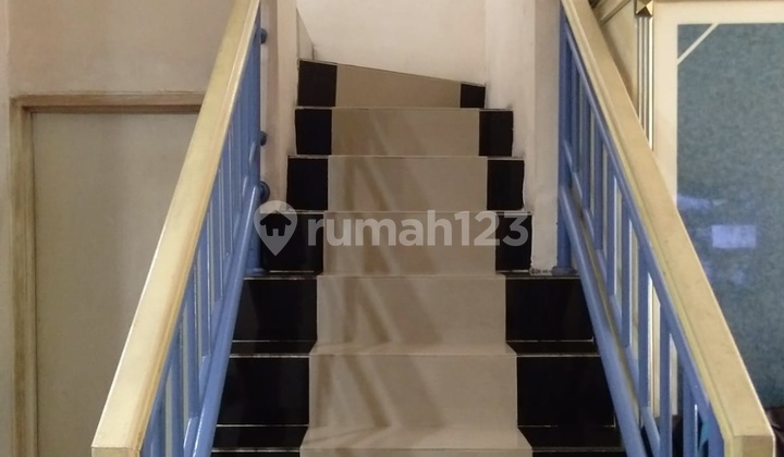 Rumah Siap Huni Di Komplek Mutiara Taman Palem Jakarta Barat