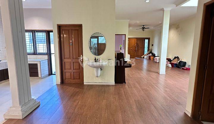 Rumah Pluit Luas 220 M2 - Harga Nego - Lokasi Exclusive 2