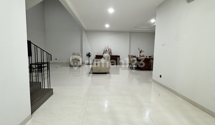 Puri Kencana Puri Indah House For Sale 200m2 Renovated! 2