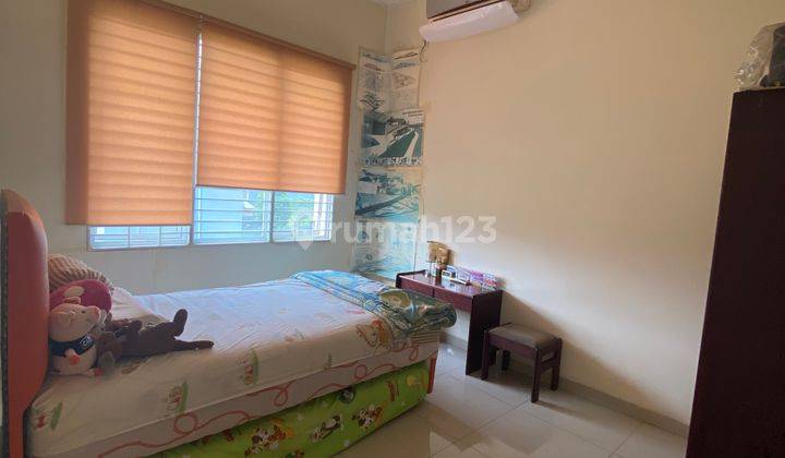 Rumah 3 Lantai Permata Buana. Luas 180 m2 , minimalis siap huni ! 9