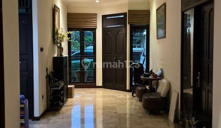 Rumah Intercon Kebon Jeruk! Harga dan Posisi Terbaik! Siap Huni