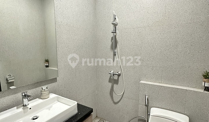 House for Sale Pantai Indah Kapuk - PIK Ready to Occupy and Renovated