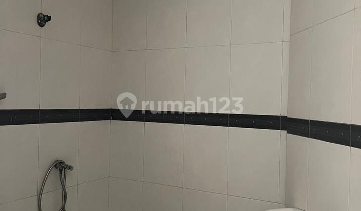 Rumah Permata Buana 136 M2 Harga Terbaik! 8