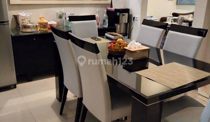 Langka Rumah Permata Buana - 144m2 Jarang Ada! 2