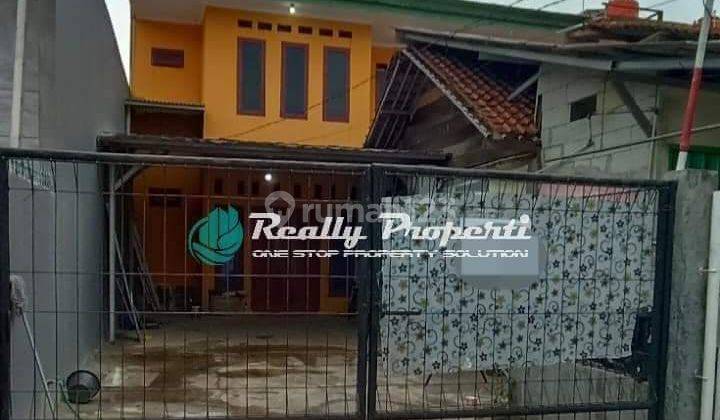 Di Sewa rumah 2 lantai Rumah 3