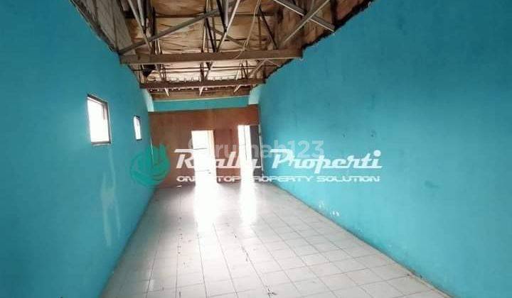 Di Sewakan ruko pinggir jln raya 2 lantai 8