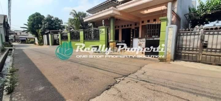 Di jual cepat rumah di jln kemang sari 2