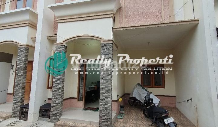 Dijual 2 Unit Rumah 2 Lantai Dalam Residence Dibatu Ampar Kramatjati Jakarta Timur.