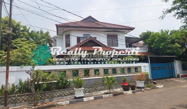 Di Jual Rumah Hook Semi Furnished Dan Luas Di Komplek Bulog Jatimelati Pondok Melati Bekasi. 1