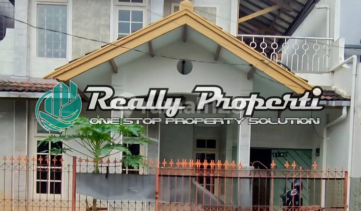 For Rent Very Strategic 2-Story House in Pondok Kelapa, Duren Sawit, East Jakarta.