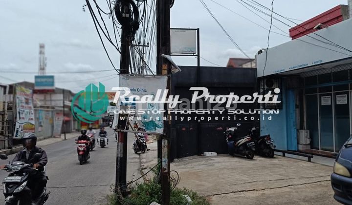 Rental 2-Story Shop House on Main Road Jatimakmur, Suitable for Beauty Clinic and Doctor's Practice. 2