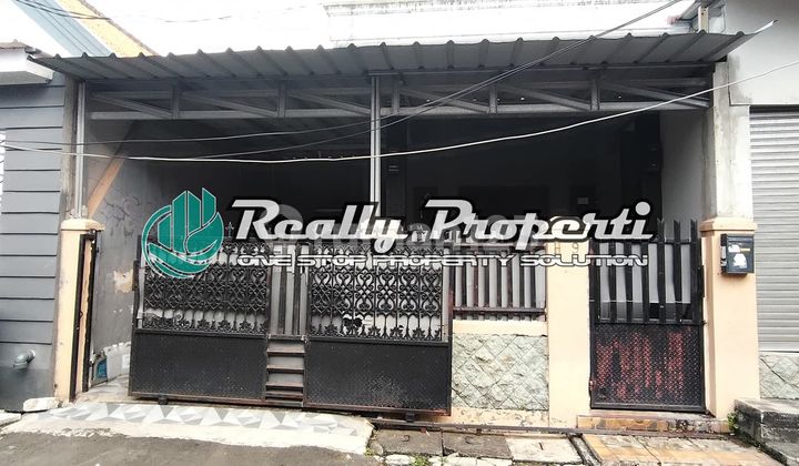 Di Jual Rumah 1.5 Lantai Deket Mall & Pasar Dijatiwaringin Pondok Gede Bekasi.