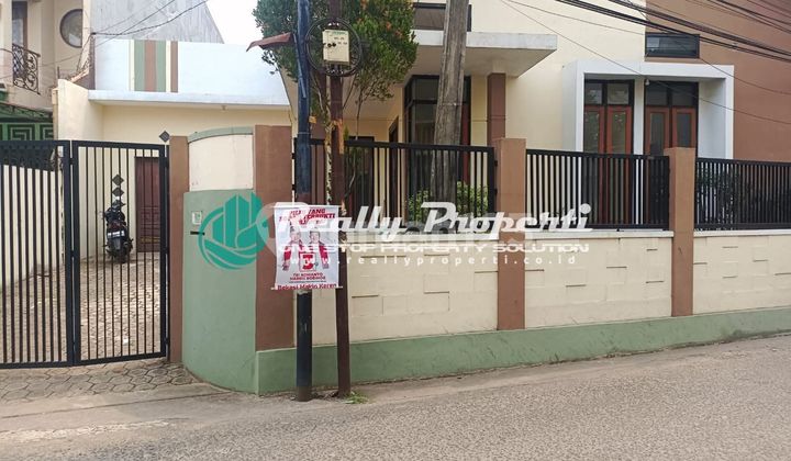 For Rent: House suitable for Residence and Office in Jatikramat, Jatiasih, Bekasi.