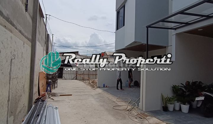 Dijual Rumah Baru 3 Lantai Dlm Cluster Mini Dijln Condet Jakarta Timur. 2