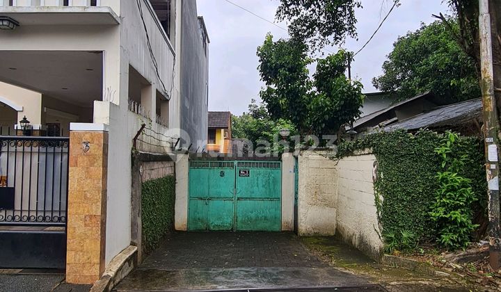 Rumah Nyaman Dan Asri Hadap Taman Kota Di Kebagusan, Jakarta Selatan