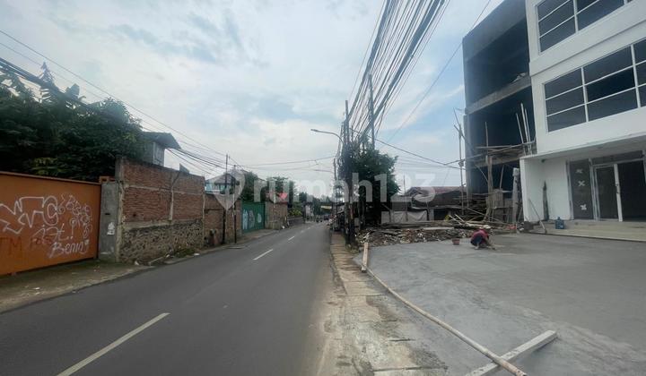 Ruko Pinggir Jalan Raya di Jl. Kemang Sari Raya, Jatikramat 2