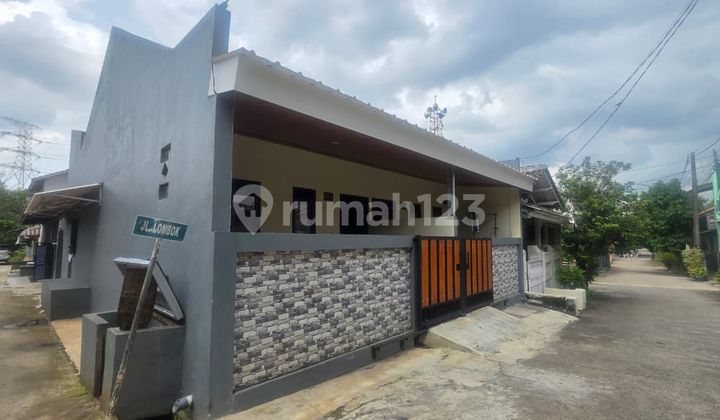 Rumah 2 Lantai di Komplek Jati Asih Indah, Jl. Lombok Indah