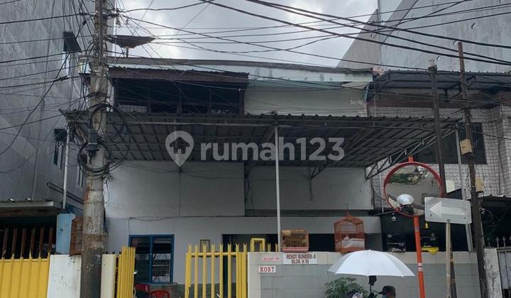 Rumah Tinggal Sekaligus Usaha Kost Berjalan di Kroket Bundar, Jakarta Pusat
