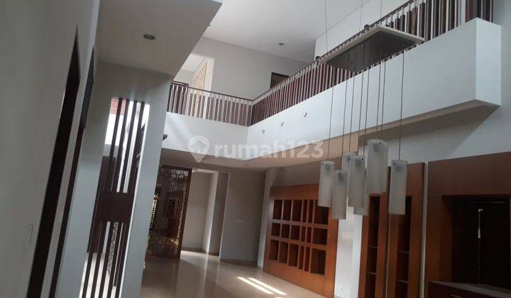 Rumah 2 lantai jalan Triloka jakarta selata  2