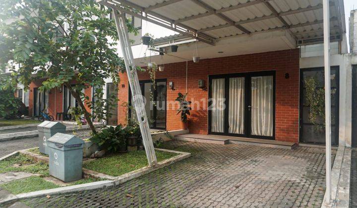 Rumah 2 Lantai perumahan Vida Botanica bekasi 1