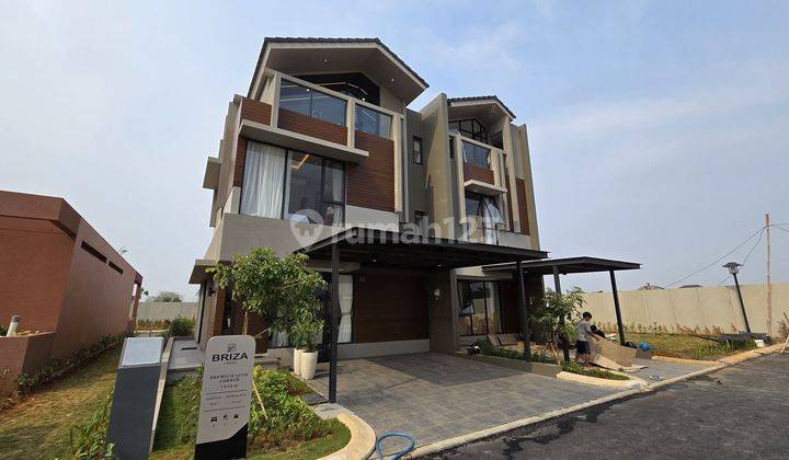 Rumah 2 Lantai Plus Attic Cluster Briza Lakes Summarecon Tanggerang 2