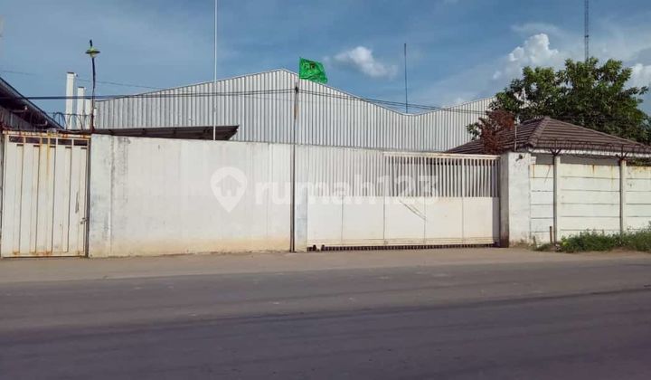 Warehouse / Large Flood-Free Workshop on the Side of Babelan Belendung Main Road