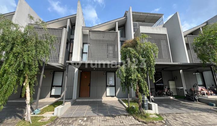 Rumah 2 Lantai Full Furnished Cluster O2, Grand Wisata Bekasi