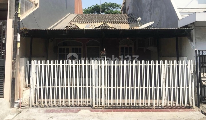 Rumah Tua Dekat Mal Gading Indah Kelapa Gading Jakarta Utara Rumah Tua Dekat Mal Gading Indah Kelapa Gading Jakarta Utara