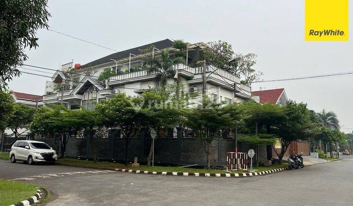 Rumah Mewah Hoek 3 Lantai Renov Dan Furnish Kemang Pratama Bekasi 2