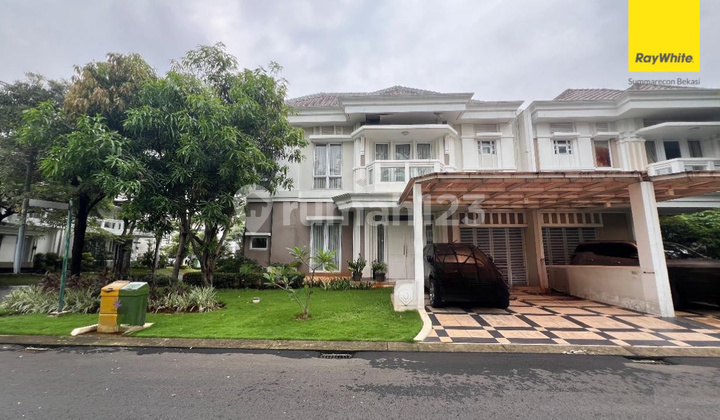 Rumah Renov View Kolam Renang 12X18 Hoek Summarecon Bekasi Bekasi