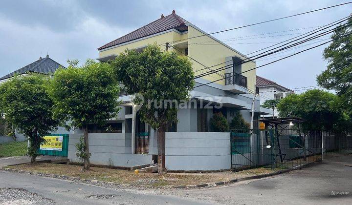 Rumah Hoek 2 Lantai Pinggir Jalan Duta Raya Kemang Pratama Bekasi 2