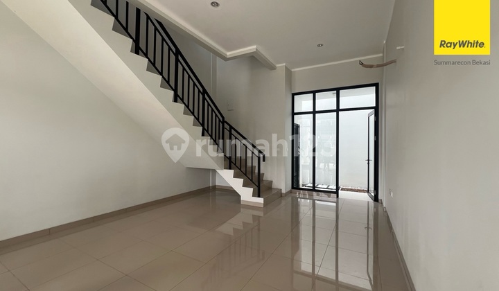 New Facing Main Road Ruko Gading Boulevard Summarecon Crown Gading 2